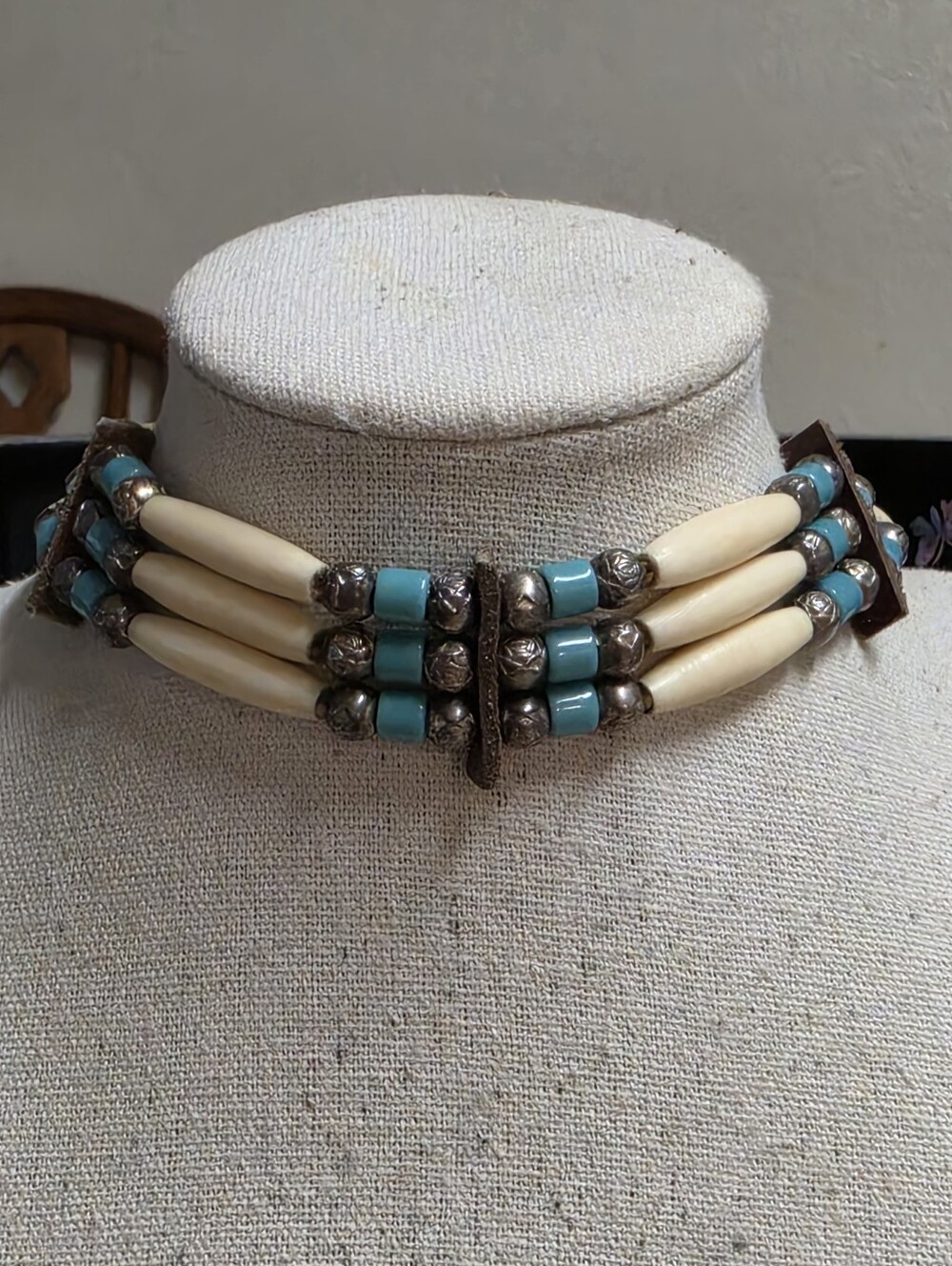 Vintage Southwestern Bone Hairpipe Turquoise Glass Beads Leather Choker